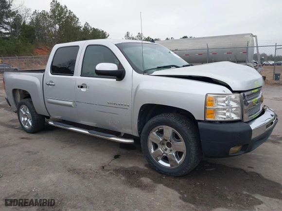 2012 Chevrolet Silverado 1500 LT with VIN 3GCPCSE00CG193437, listed as a IAAI auction lot 41187848 with 227,141 mi miles. Bid and sale history available at carsss.com. Image 1.