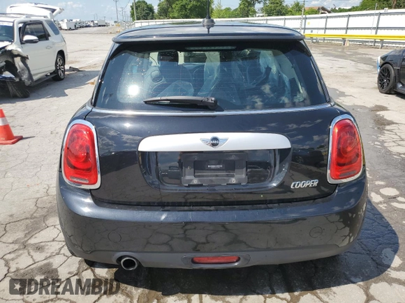 2015 MINI Hardtop with VIN WMWXM5C55F3A04740, listed as a Copart auction lot 61616655 with 95,108 mi miles and Salvage title. Bid and sale history available at DreamBid. Image 6.