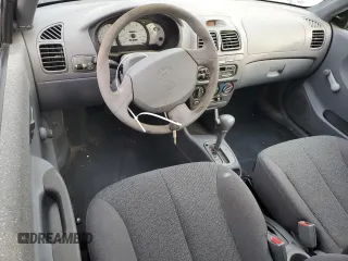 2001 Hyundai Accent GL with VIN KMHCG35C81U141661, listed as a Copart auction lot 84124804 with 38,318 mi miles and Clean Title. Bid and sale history available at carsss.com. Image 8.