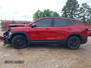 2024 GMC Terrain AT4 с VIN 3GKALYEG5RL382787, выставлен на аукционе IAAI как лот 42373913 с пробегом 4 604 миль миль и . История ставок и продаж доступна на DreamBid. Изображение 14.