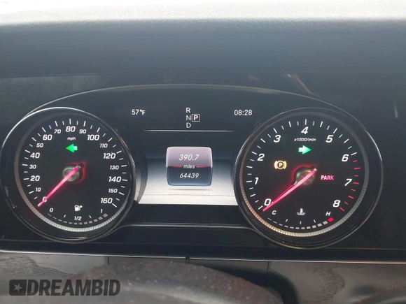 2018 Mercedes-Benz E 300 with VIN WDDZF4JB6JA388852, listed as a IAAI auction lot 41960710 with 64,439 mi miles and . Bid and sale history available at DreamBid. Image 7.