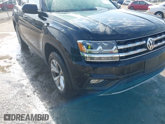 2018 Volkswagen Atlas SE with VIN 1V2DR2CA9JC540162, listed as a IAAI auction lot 41631056 with 80,802 mi miles and . Bid and sale history available at DreamBid. Image 6.