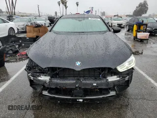 2020 BMW M8 Competition z VIN WBSGV0C03LCE18921, wystawiony jako Copart lot #43640263 z przebiegiem 10 564 mil mil oraz . Historia ofert i sprzedaży dostępna na DreamBid. Obrazek 5.