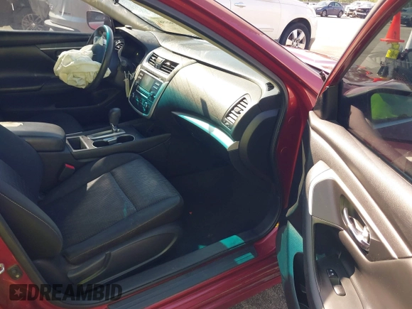 2016 Nissan Altima SR with VIN 1N4AL3AP7GC237639, listed as a IAAI auction lot 41999581 with 192,952 mi miles and . Bid and sale history available at carsss.com. Image 5.