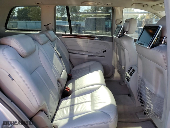 2009 Mercedes-Benz GL-Class 5.5L with VIN 4JGBF86E79A448926, listed as a Copart auction lot 80127314 with 108,413 mi miles and Salvage Title. Bid and sale history available at carsss.com. Image 11.