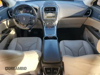 2016 Lincoln MKX Reserve z VIN 2LMPJ6LR7GBL74185, wystawiony jako Copart lot #87799275 z przebiegiem 89 977 mil mil oraz Szkoda całkowita • Salvage title. Historia ofert i sprzedaży dostępna na DreamBid. Obrazek 8.