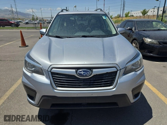 2019 Subaru Forester Premium with VIN JF2SKAGC7KH552139, listed as a IAAI auction lot 42566945 with 204,278 mi miles and . Bid and sale history available at DreamBid. Image 12.