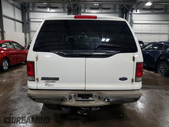 2002 Ford Excursion Limited z VIN 1FMNU43S22EB80551, wystawiony jako Copart lot #44629455 z przebiegiem 182 013 mil mil oraz Szkoda całkowita • Salvage title. Historia ofert i sprzedaży dostępna na DreamBid. Obrazek 6.