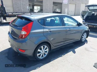 2012 Hyundai Accent SE z VIN KMHCU5AE5CU022142, wystawiony jako IAAI lot #42203812 z przebiegiem 89 196 mil mil oraz . Historia ofert i sprzedaży dostępna na DreamBid. Obrazek 4.