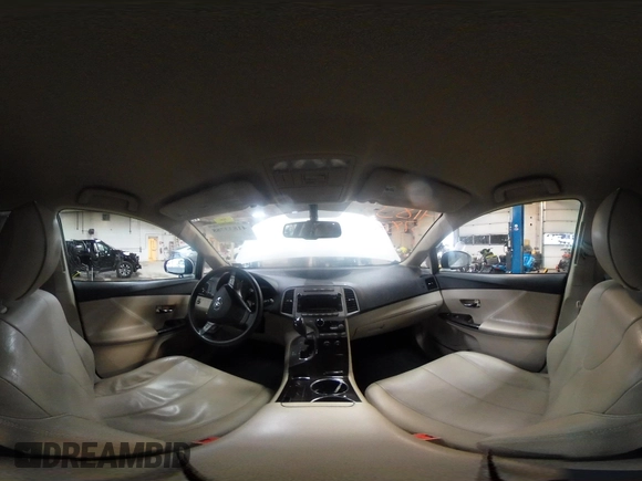 2010 Toyota Venza with VIN 4T3ZA3BB2AU021658, listed as a IAAI auction lot 41833788 with 180,832 mi miles. Bid and sale history available at carsss.com. Image 18.