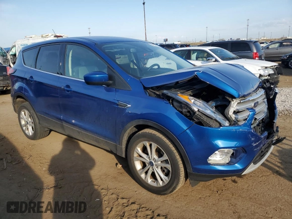 2019 Ford Escape SE z VIN 1FMCU9GDXKUB24265, wystawiony jako Copart lot #54052855 z przebiegiem 60 479 mil mil oraz Czysty tytuł • Clean title. Historia ofert i sprzedaży dostępna na DreamBid. Obrazek 4.