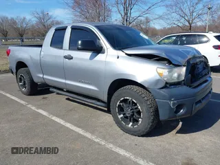 2012 Toyota Tundra z VIN 5TFRM5F1XCX043653, wystawiony jako IAAI lot #41839454 z przebiegiem 141 237 mil mil oraz . Historia ofert i sprzedaży dostępna na DreamBid. Obrazek 1.