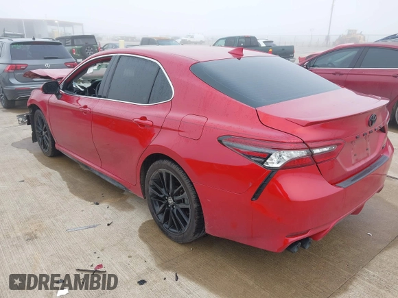 2021 Toyota Camry XSE z VIN 4T1K61AKXMU426592, wystawiony jako IAAI lot #41651425 z przebiegiem 56 485 mil mil oraz . Historia ofert i sprzedaży dostępna na DreamBid. Obrazek 3.
