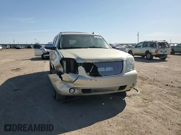 2014 GMC Yukon XL SLT with VIN 1GKS1KE05ER163129, listed as a Copart auction lot 50089885 with 220,073 mi miles and Salvage Title. Bid and sale history available at carsss.com. Image 11.