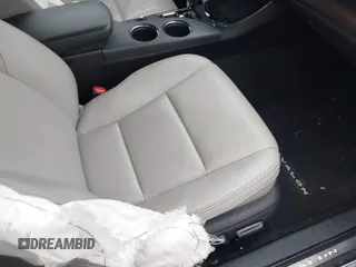 2016 Toyota Avalon XLE Premium z VIN 4T1BD1EB0GU049999, wystawiony jako IAAI lot #41624589 z przebiegiem 61 785 mil mil oraz . Historia ofert i sprzedaży dostępna na DreamBid. Obrazek 5.