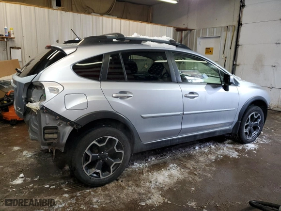 2014 Subaru XV Crosstrek Premium with VIN JF2GPAVC6E8235242, listed as a Copart auction lot 45387705 with 186,584 mi miles and Salvage Title. Bid and sale history available at carsss.com. Image 3.