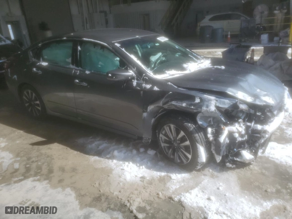 2016 Nissan Altima 2.5 SV with VIN 1N4AL3AP3GC230459, listed as a Copart auction lot 45945475 with 0 mi miles and Salvage Title. Bid and sale history available at carsss.com. Image 4.
