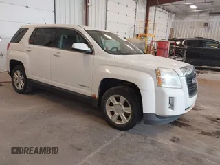 2011 GMC Terrain SLE-1 z VIN 2CTALMEC5B6376231, wystawiony jako IAAI lot #42369115 z przebiegiem 215 485 mil mil oraz . Historia ofert i sprzedaży dostępna na DreamBid. Obrazek 1.