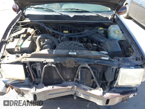 1996 Jeep Grand Cherokee Laredo with VIN 1J4GZ58S3TC391942, listed as a IAAI auction lot 41711778 with 202,765 mi miles. Bid and sale history available at carsss.com. Image 10.