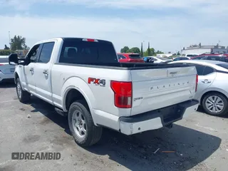 2018 Ford F-150 XL z VIN 1FTFW1EG9JFA95760, wystawiony jako IAAI lot #42299097 z przebiegiem 105 699 mil mil oraz . Historia ofert i sprzedaży dostępna na DreamBid. Obrazek 3.