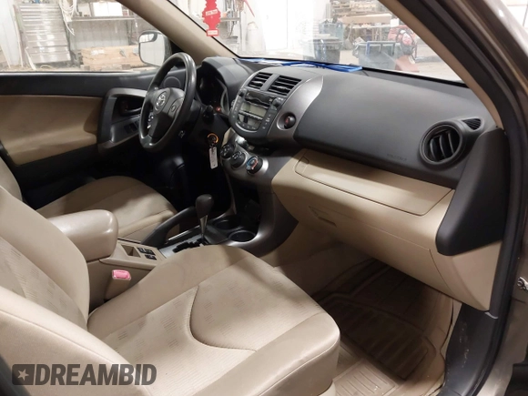 2009 Toyota RAV4 with VIN JTMBF33V49D014862, listed as a IAAI auction lot 41416224 with 155,801 mi miles. Bid and sale history available at carsss.com. Image 5.