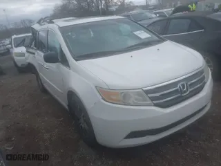 2011 Honda Odyssey EX-L with VIN 5FNRL5H63BB053025, listed as a IAAI auction lot 41814050 with 212,292 mi miles. Bid and sale history available at carsss.com. Image 1.