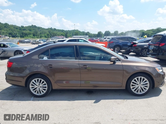 2015 Volkswagen Jetta SE with VIN 3VWD07AJ0FM214295, listed as a IAAI auction lot 42593549 with 62,720 mi miles and . Bid and sale history available at DreamBid. Image 12.