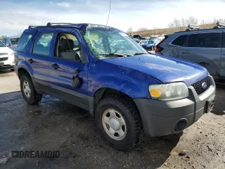 2005 Ford Escape XLS with VIN 1FMCU92Z25KB84124, listed as a Copart auction lot 49141705 with Not provided miles and Salvage title. Bid and sale history available at DreamBid. Image 4.
