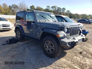 2020 Jeep Wrangler Willys with VIN 1C4GJXAG5LW307083, listed as a Copart auction lot 86994744 with 28,873 mi miles and Salvage title. Bid and sale history available at DreamBid. Image 4.