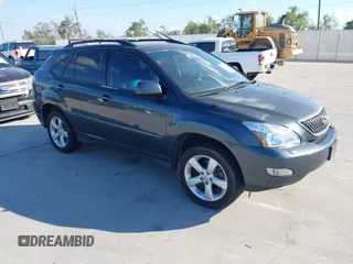 2004 Lexus RX 330 with VIN JTJGA31U240020994, listed as a IAAI auction lot 40697921 with 213,799 mi miles. Bid and sale history available at carsss.com. Image 1.