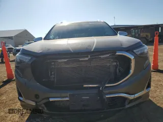 2020 GMC Terrain Denali z VIN 3GKALXEX2LL161925, wystawiony jako Copart lot #57095335 z przebiegiem 114 726 mil mil oraz Szkoda całkowita • Salvage title. Historia ofert i sprzedaży dostępna na DreamBid. Obrazek 5.