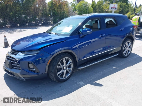 2022 Chevrolet Blazer Premier z VIN 3GNKBFRS9NS163926, wystawiony jako IAAI lot #42520738 z przebiegiem 45 560 mil mil oraz . Historia ofert i sprzedaży dostępna na DreamBid. Obrazek 17.