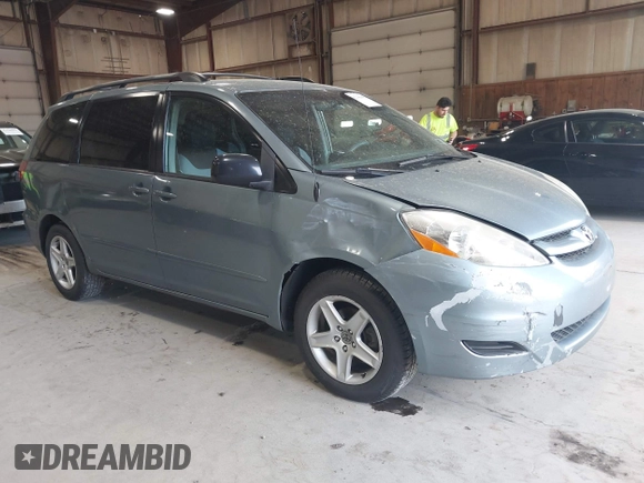 2007 Toyota Sienna CE with VIN 5TDZK23C77S035967, listed as a IAAI auction lot 42166445 with 223,114 mi miles. Bid and sale history available at carsss.com. Image 1.