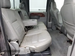 2004 Ford F-350 XL с VIN 1FTSW31P24EA36530, выставлен на аукционе Copart как лот 55257775 с пробегом 287 608 миль миль и Чистый • Clean title. История ставок и продаж доступна на DreamBid. Изображение 10.