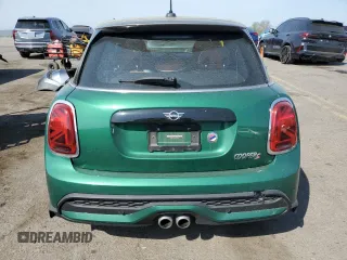 2022 MINI Hardtop 4 Door Cooper S with VIN WMW53DK0XN2R31664, listed as a Copart auction lot 54488225 with 15,035 mi miles and Salvage title. Bid and sale history available at DreamBid. Image 6.