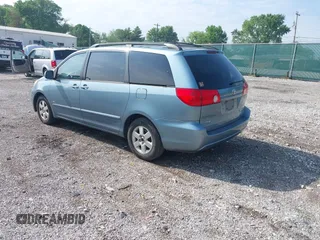 2008 Toyota Sienna XLE with VIN 5TDZK22C28S203081, listed as a IAAI auction lot 41949837 with 163,549 mi miles and . Bid and sale history available at DreamBid. Image 3.