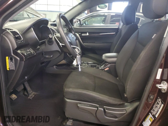 2014 Kia Sorento LX with VIN 5XYKTCA65EG502041, listed as a Copart auction lot 55487085 with 146,182 mi miles and Clean Title. Bid and sale history available at carsss.com. Image 7.