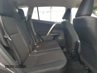 2017 Toyota RAV4 LE z VIN JTMBFREV8HJ702427, wystawiony jako Copart lot #59546985 z przebiegiem 55 362 mil mil oraz Szkoda całkowita • Salvage title. Historia ofert i sprzedaży dostępna na DreamBid. Obrazek 11.