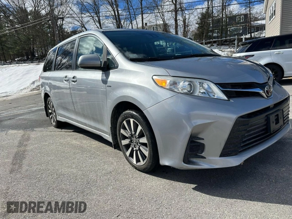2018 Toyota Sienna LE with VIN 5TDJZ3DC2JS195145, listed as a Copart auction lot 47596975 with 119,170 mi miles and Clean title. Bid and sale history available at DreamBid. Image 4.