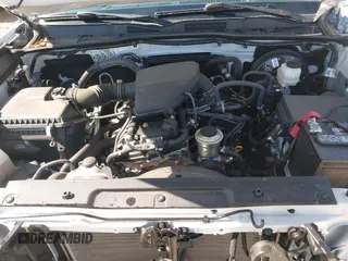 2022 Toyota Tacoma SR with VIN 3TYRX5GN5NT055120, listed as a IAAI auction lot 41687849 with 18,751 mi miles and . Bid and sale history available at DreamBid. Image 10.