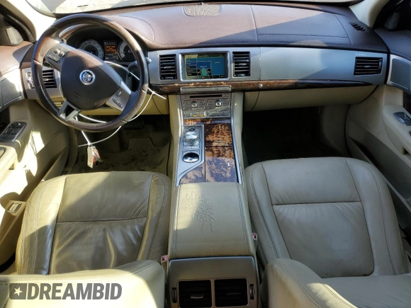2011 Jaguar XF with VIN SAJWA0FB1BLS11663, listed as a Copart auction lot 86183224 with 170,339 mi miles and Clean Title. Bid and sale history available at carsss.com. Image 8.