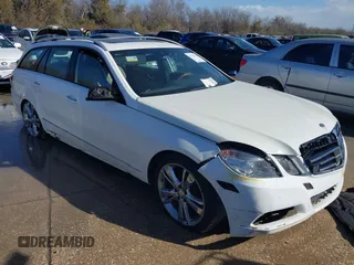 2013 Mercedes-Benz E 350 Luxury with VIN WDDHH8JB7DA736465, listed as a IAAI auction lot 41720196 with 40,635 mi miles and . Bid and sale history available at DreamBid. Image 1.