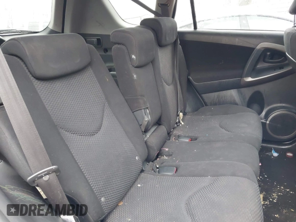 2007 Toyota RAV4 Sport with VIN JTMZD32V576027031, listed as a IAAI auction lot 41501110 with 253,543 mi miles. Bid and sale history available at carsss.com. Image 8.