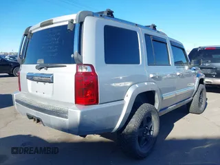 2007 Jeep Commander Limited с VIN 1J8HG58N17C530457, выставлен на аукционе IAAI как лот 41616534 с пробегом 147 691 миль миль и . История ставок и продаж доступна на DreamBid. Изображение 4.