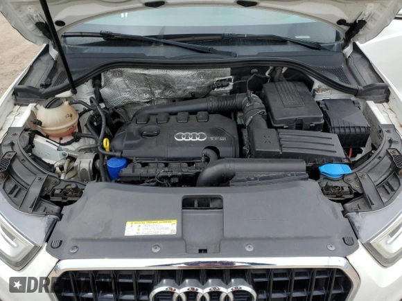 2015 Audi Q3 Premium Plus with VIN WA1EFCFS7FR004141, listed as a Copart auction lot 53737925 with 97,568 mi miles and Clean title. Bid and sale history available at DreamBid. Image 12.