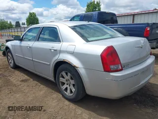 2006 Chrysler 300 Touring with VIN 2C3KA53G46H294328, listed as a IAAI auction lot 42217948 with 176,168 mi miles and . Bid and sale history available at DreamBid. Image 3.