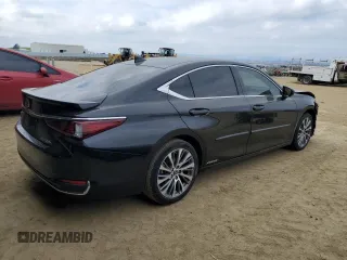 2021 Lexus ES with VIN 58ADA1C16MU006087, listed as a Copart auction lot 43432795 with 114,573 mi miles and Salvage Title. Bid and sale history available at carsss.com. Image 3.