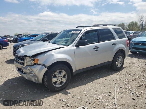 2010 Ford Escape XLT z VIN 1FMCU9D77AKC30116, wystawiony jako Copart lot #55429945 z przebiegiem 154 608 mil mil oraz Czysty tytuł • Clean title. Historia ofert i sprzedaży dostępna na DreamBid. Obrazek 1.