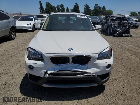 2014 BMW X1 sDrive28i z VIN WBAVM1C51EVW51832, wystawiony jako Copart lot #60153925 z przebiegiem 101 781 mil mil oraz Szkoda całkowita • Salvage title. Historia ofert i sprzedaży dostępna na DreamBid. Obrazek 5.