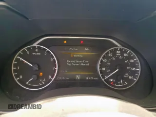 2018 Nissan Maxima Platinum z VIN 1N4AA6AP6JC409755, wystawiony jako Copart lot #56330365 z przebiegiem 71 618 mil mil oraz Szkoda całkowita • Salvage title. Historia ofert i sprzedaży dostępna na DreamBid. Obrazek 9.